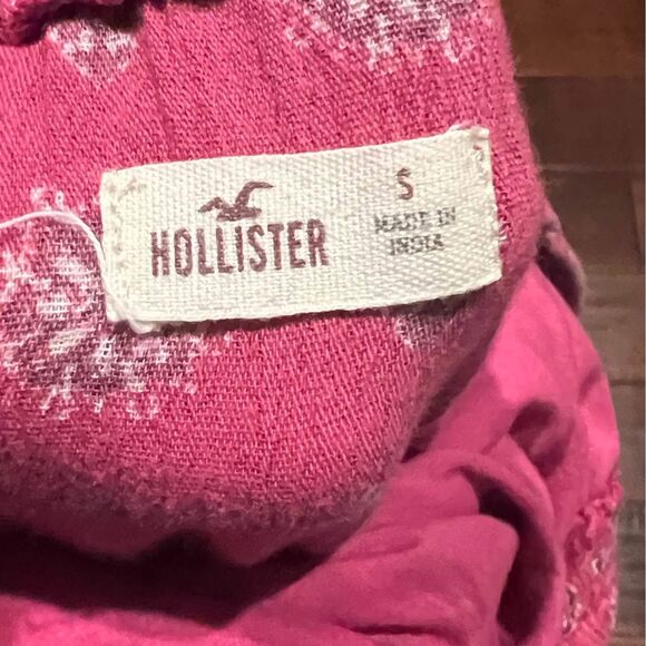 Hollister Girls Women’s Romper- size S - Picture 2 of 4